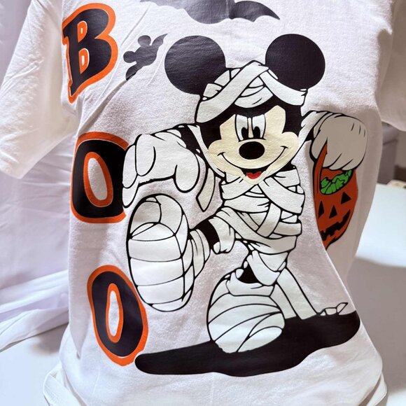 🎃Custom Glow-in-the-Dark Mummy Mickey Tee 👻 - Picture 1 of 3